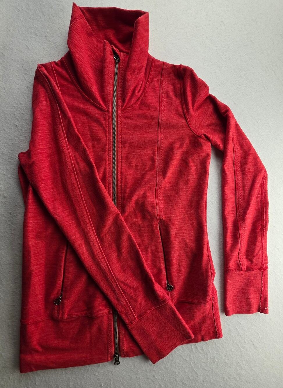 Lululemon Daily Yoga Long Sleeve Zip Up Jacket Size 4